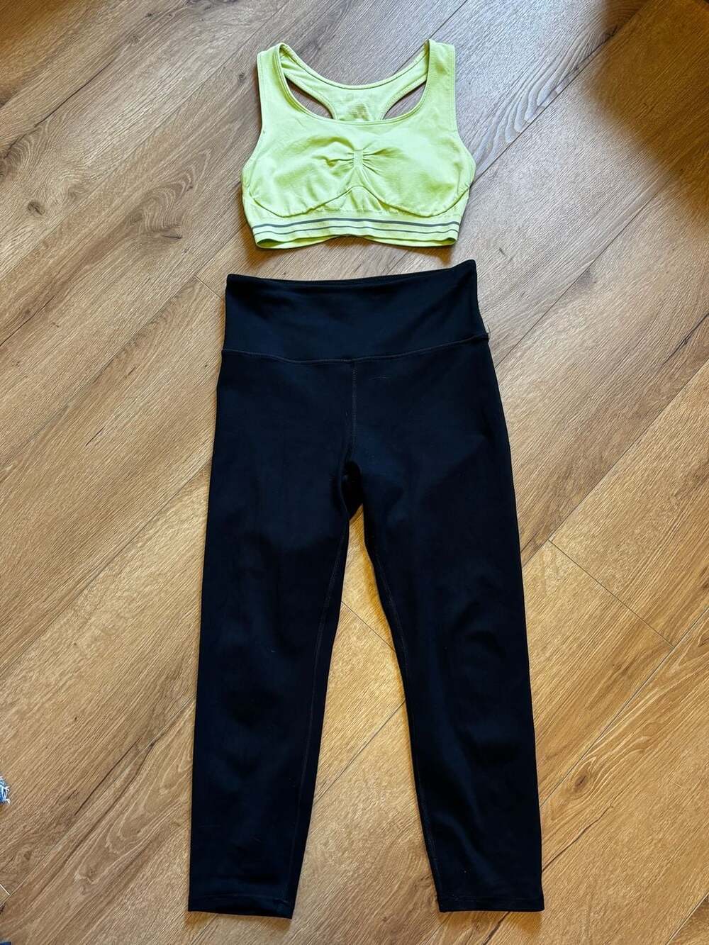 Balance Collection Women's Activewear Set: Green Sports Bra and Black Leggings